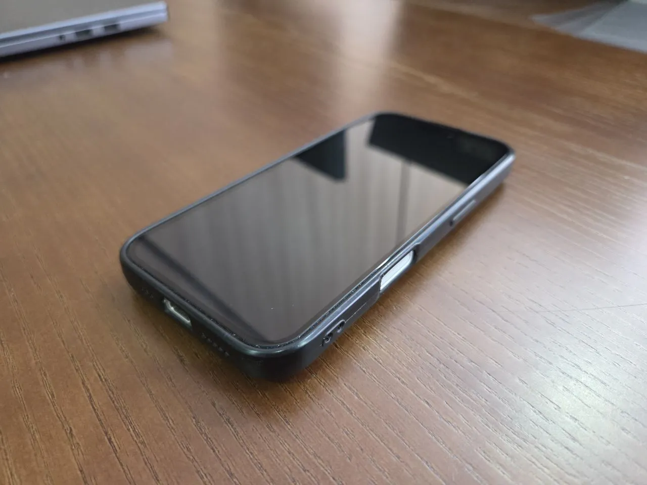 Житель Сургутского района угрожал обнародовать нюдсы подруги