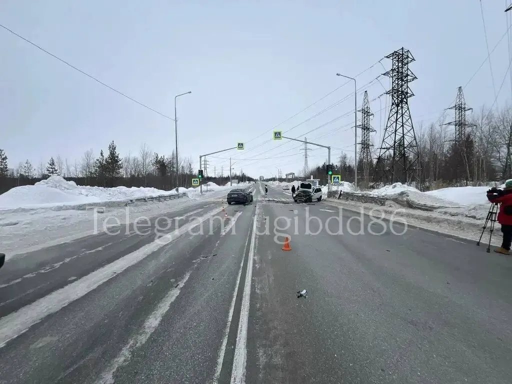 В Когалыме столкнулись «Омода» и «Нива», есть пострадавшие