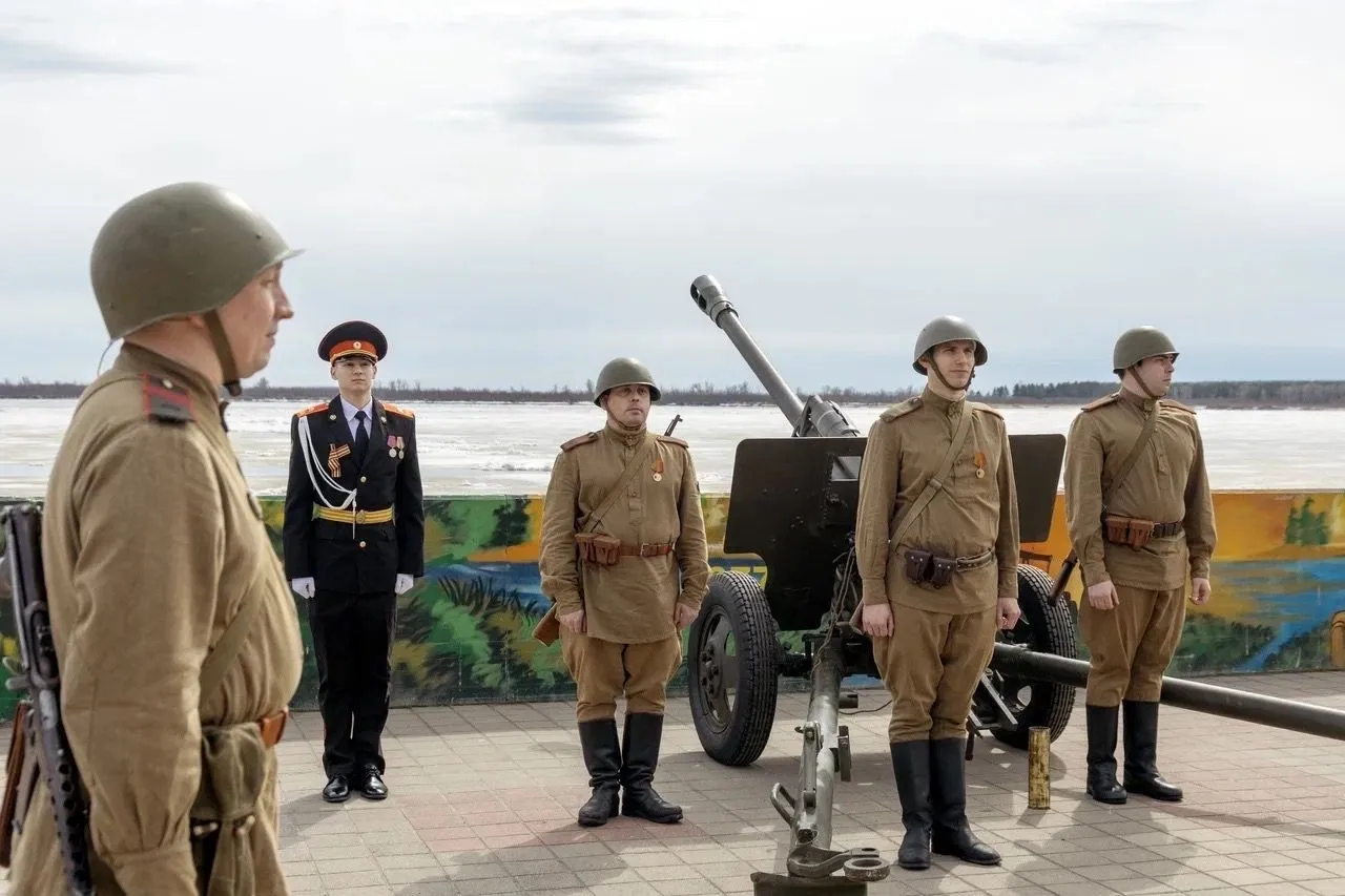 «Полуденный выстрел»: в Сургуте проходит традиционная акция