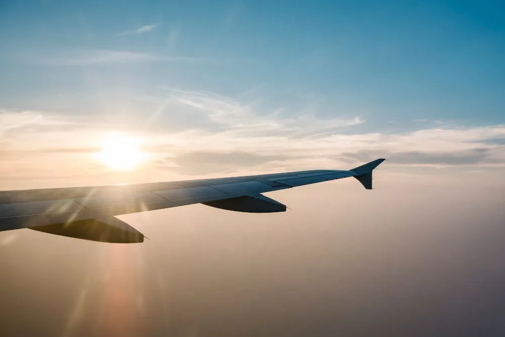 Utair запустил прямой рейс из Сургута в Ереван