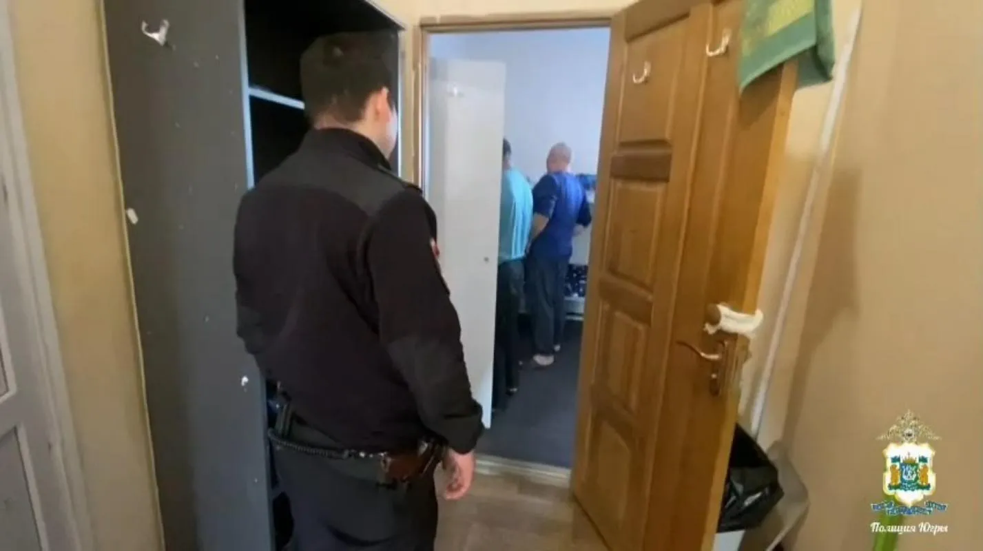 Полицейские Нижневартовска выявили 13 нелегальных мигрантов