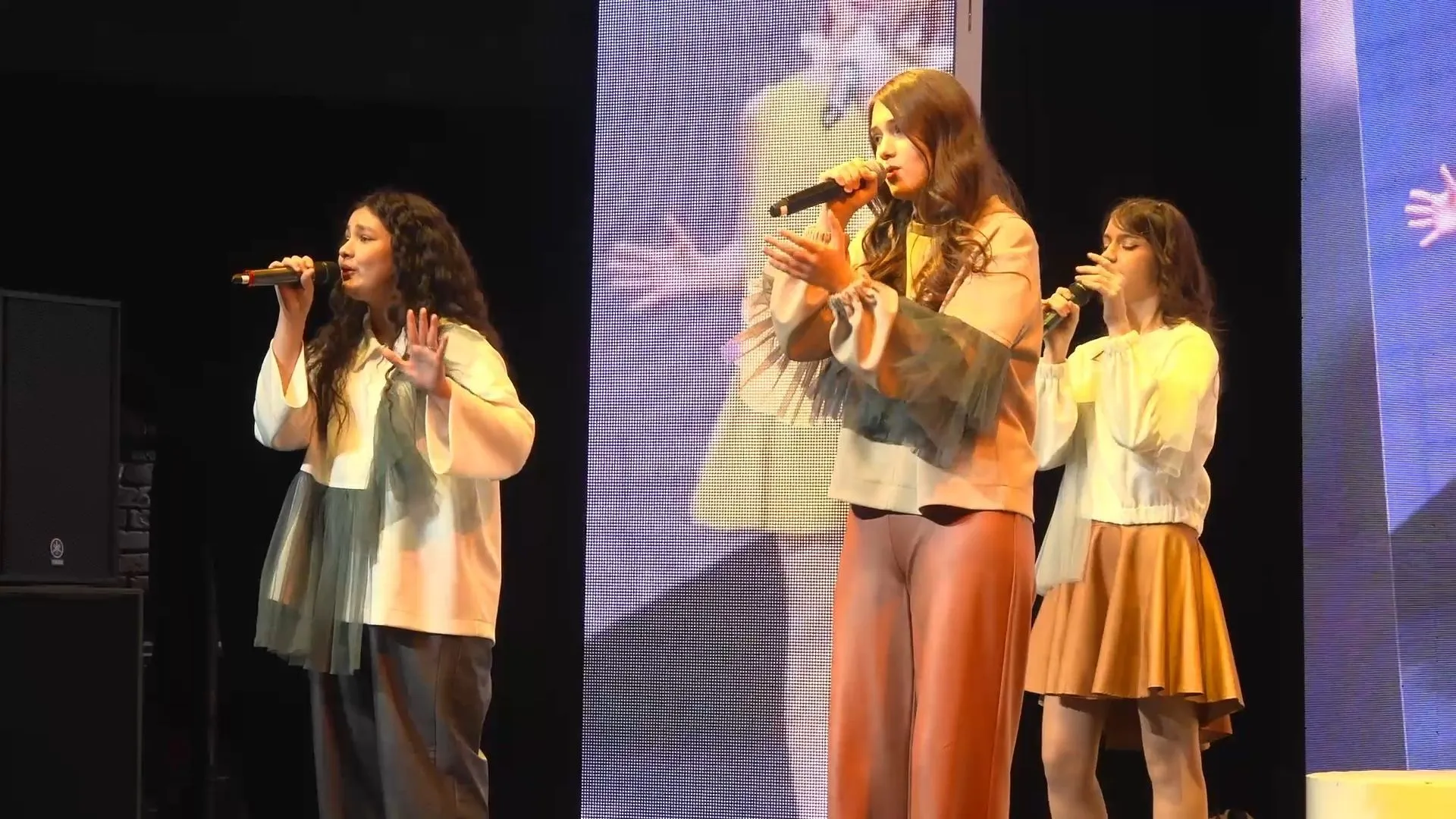 В Сургуте вокальному ансамблю ГКЦ исполнилось 15 лет