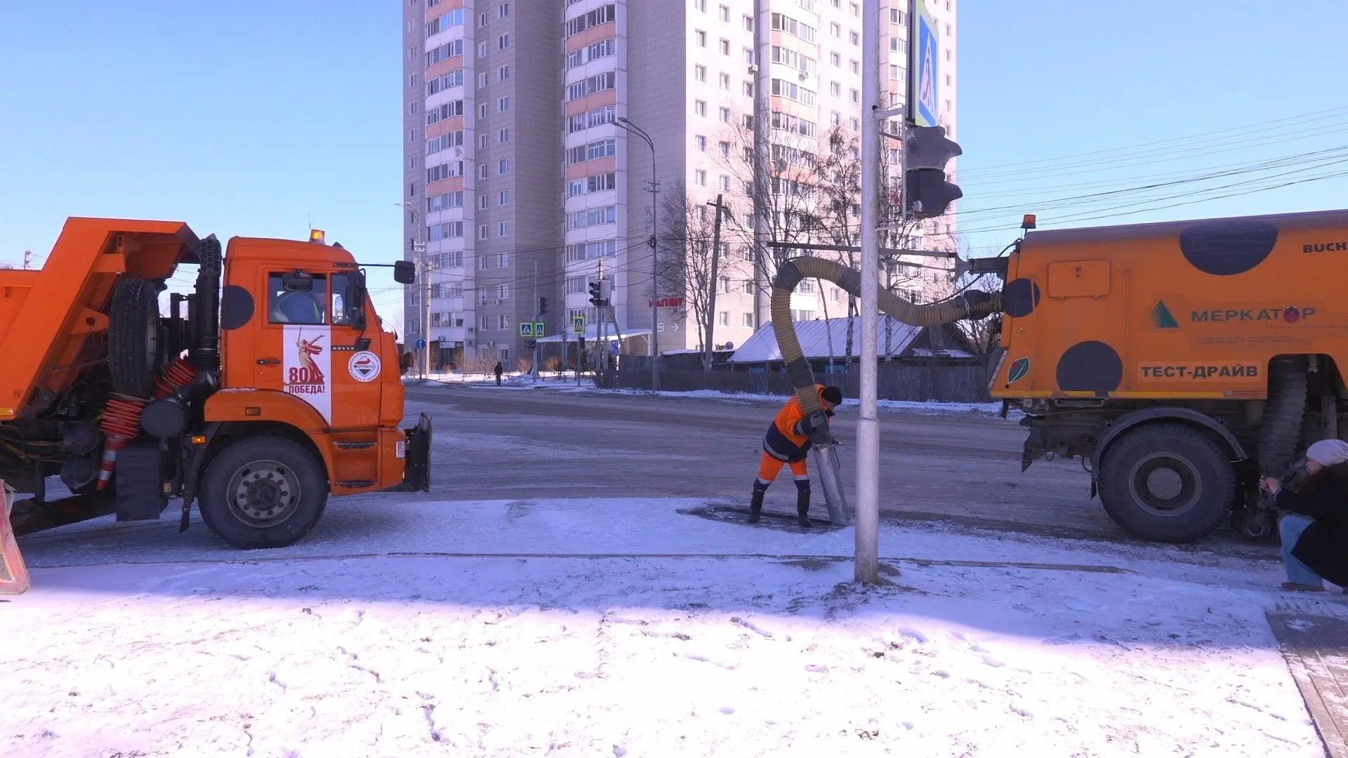 В Сургуте приступили к ямочному ремонту автомагистралей