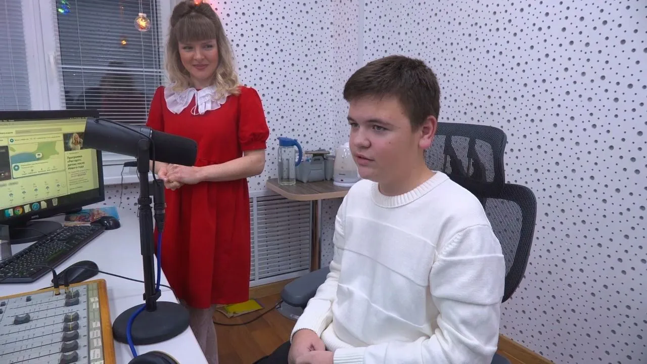 Экскурсия на «Авторадио Сургут»: глава Сургутского района исполнил желание 13-летнего мальчика