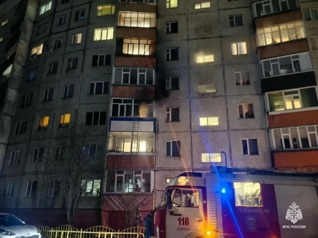 В Сургуте сгорела квартира из-за проблем с проводкой