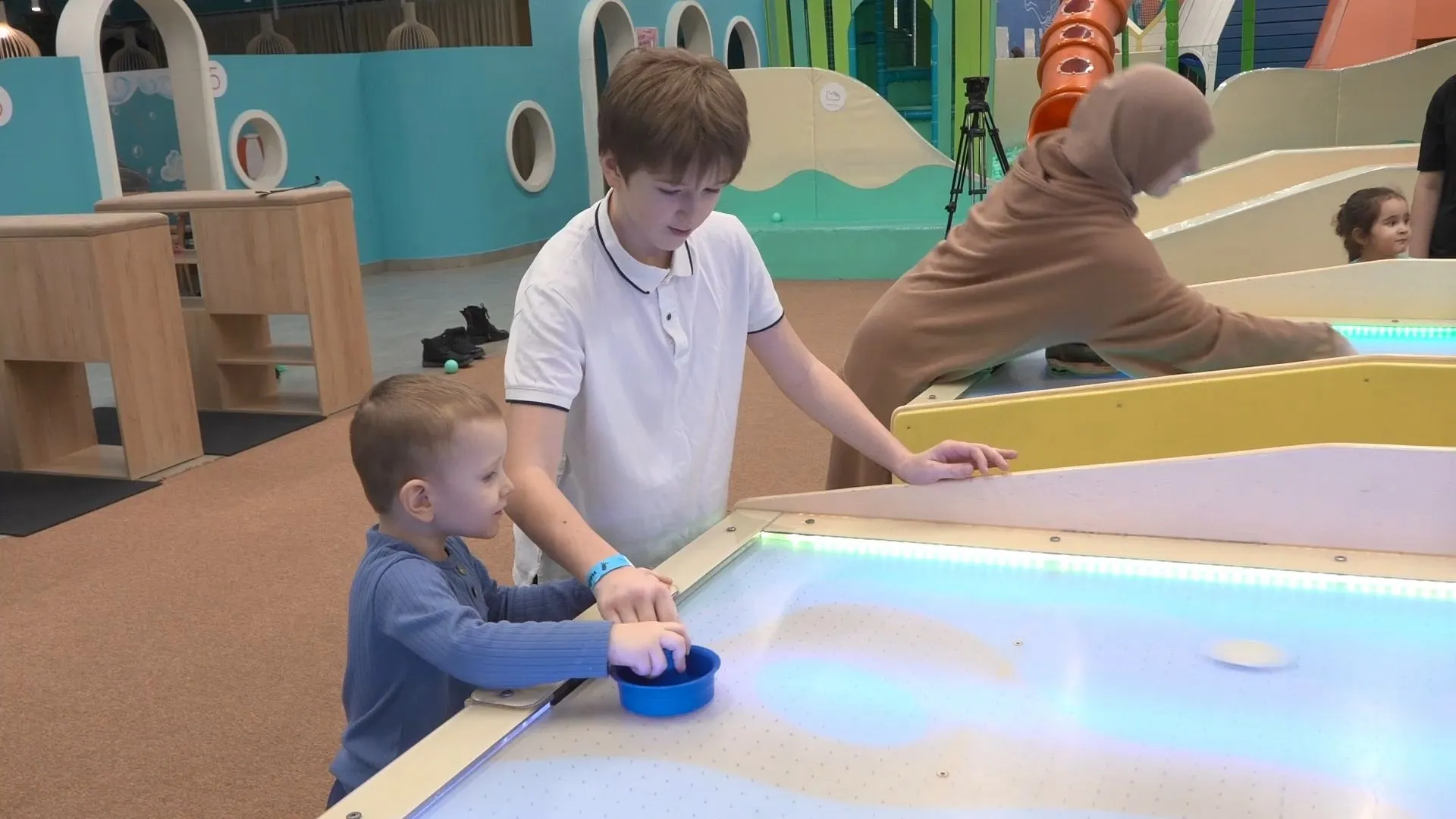 «Модно быть добрым»: в Сургуте реализуется благотворительный проект