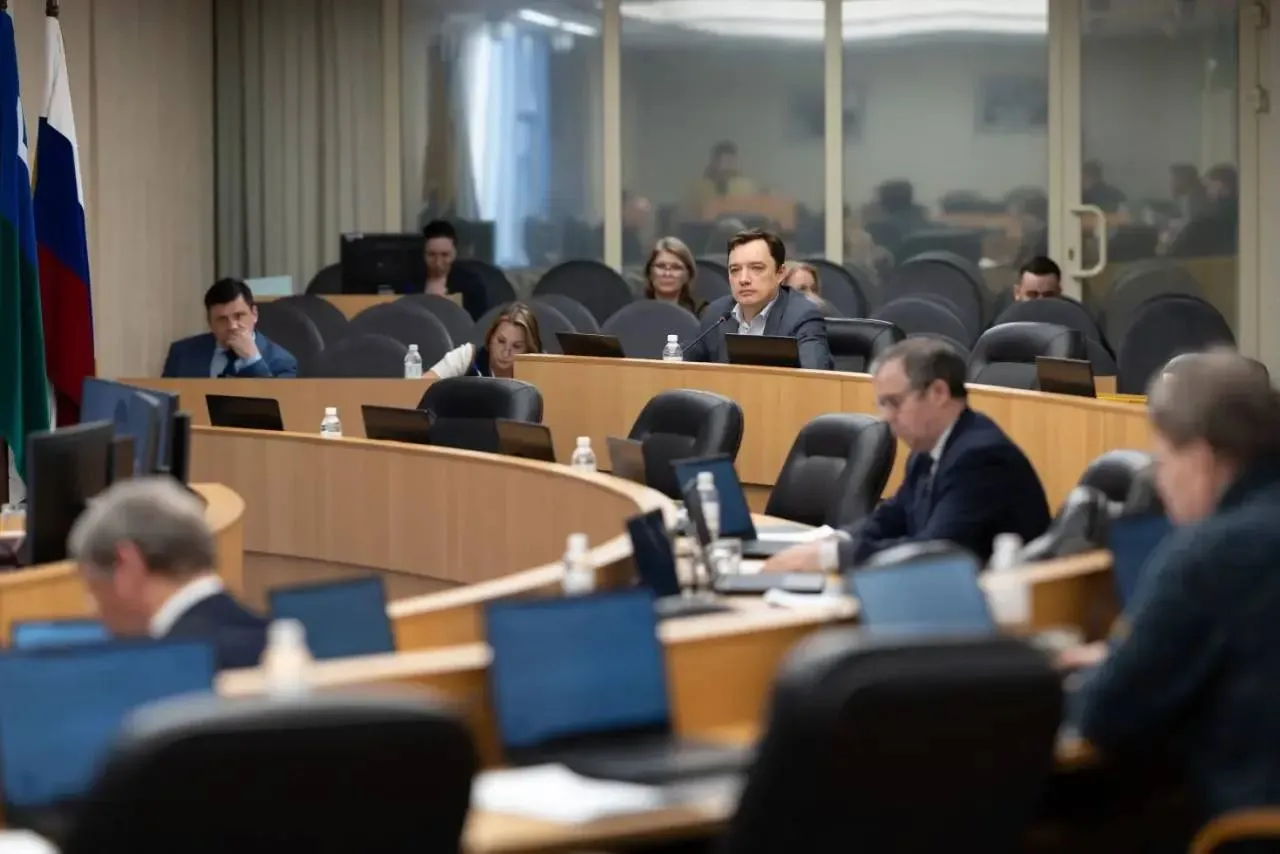 В марте сургутяне смогут лично спросить депутатов об их работе за год