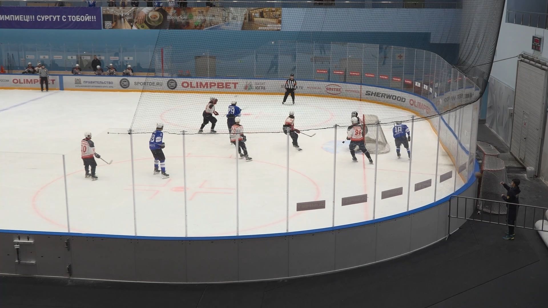 Хоккеисты «СурГПУ» продолжают укреплять позиции в турнирной таблице