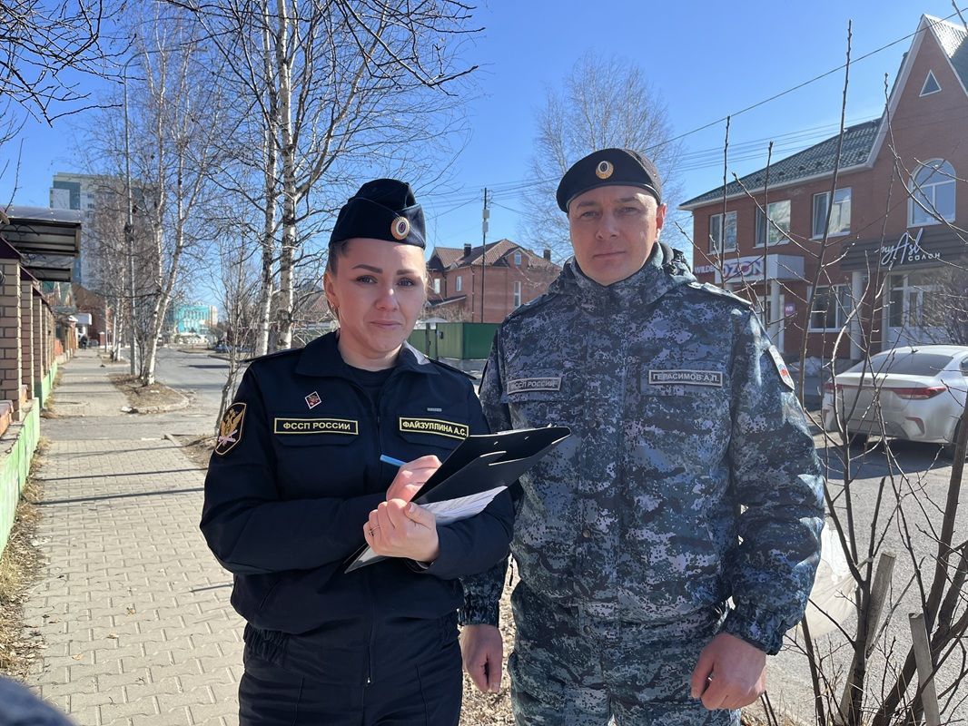 Бизнесмен из Сургута добилась демонтажа шлагбаума в ЖК для проезда к офисам