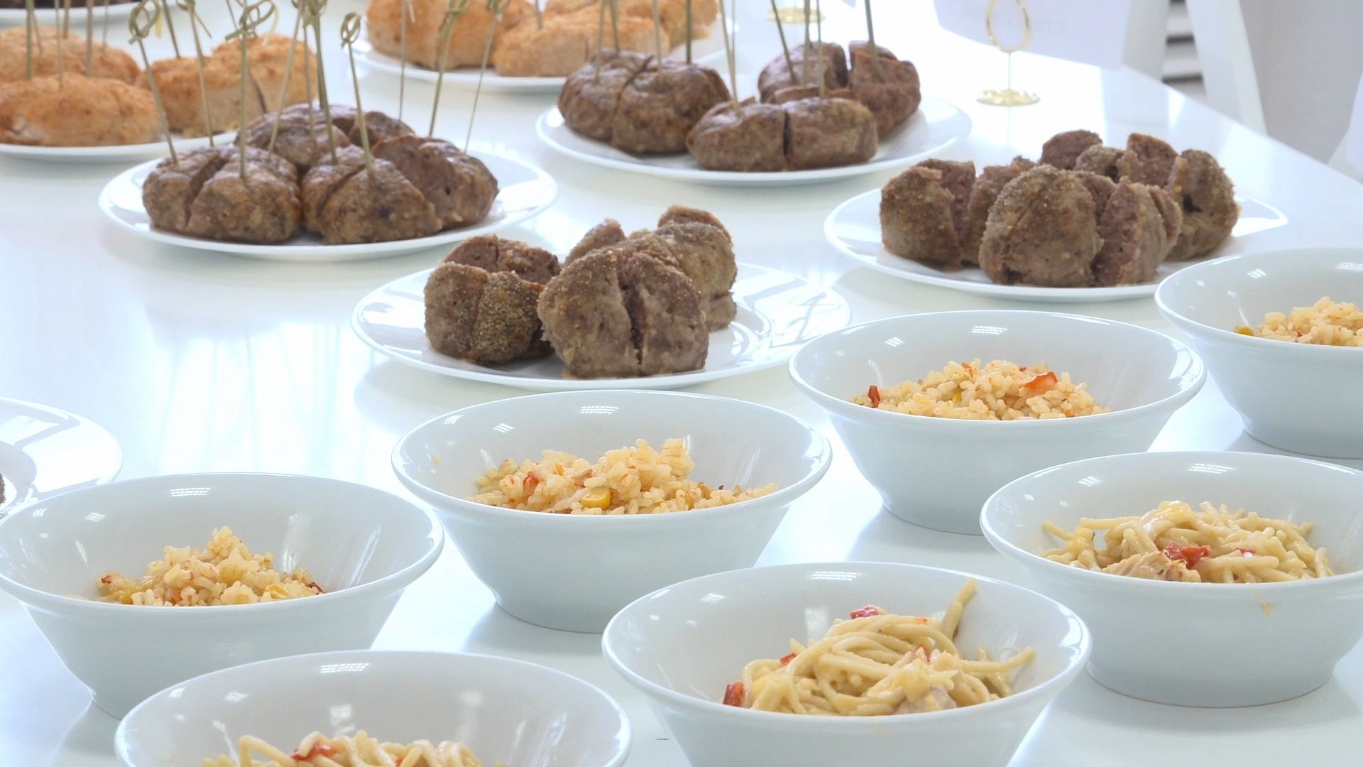 Паста и наггетсы: как кормят школьников Сургутского района