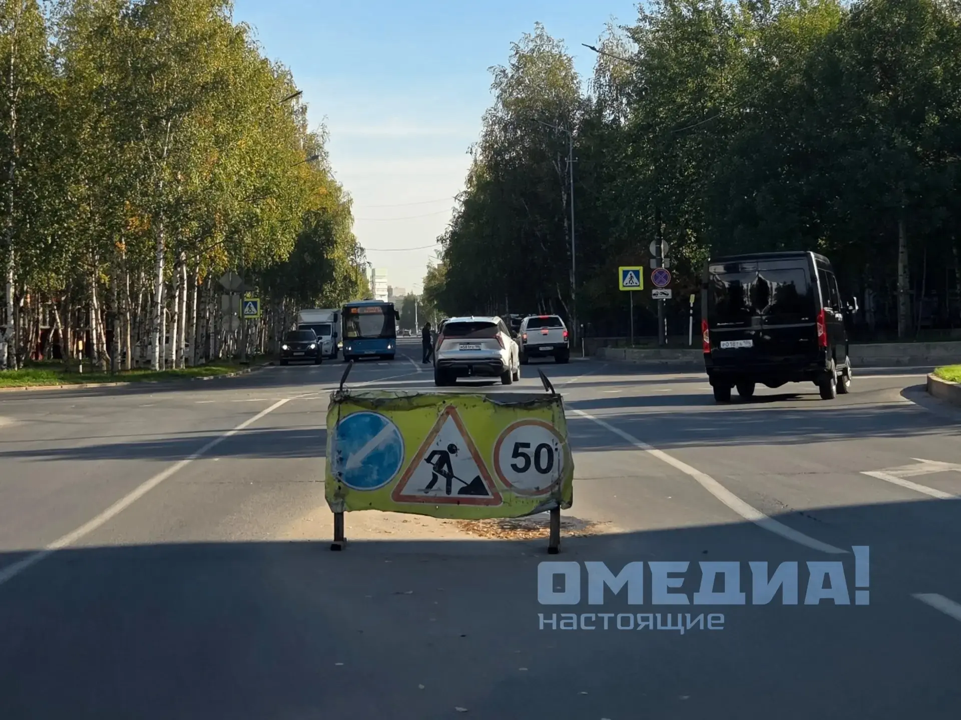 Мэрия Сургута: провал асфальта на Энтузиастов образовался из-за проблем с ливневкой