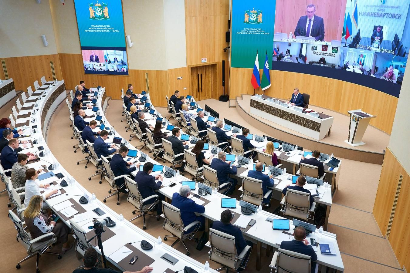 Губернатор Югры потребовал проверить все социальные учреждения после ЧП с детьми