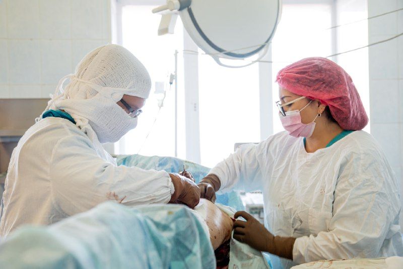 1642 человек обратились в травмцентр Сургута на новогодних выходных