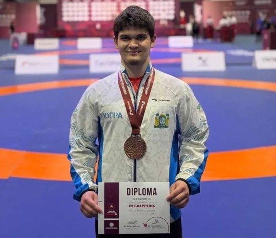 Сургутский борец Саид Исрапов завоевал бронзу первенства Европы по грэпплингу