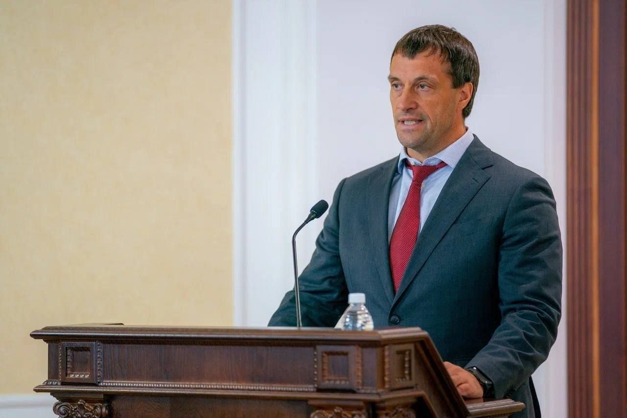 Эдуард Исаков уходит с поста заместителя губернатора Югры