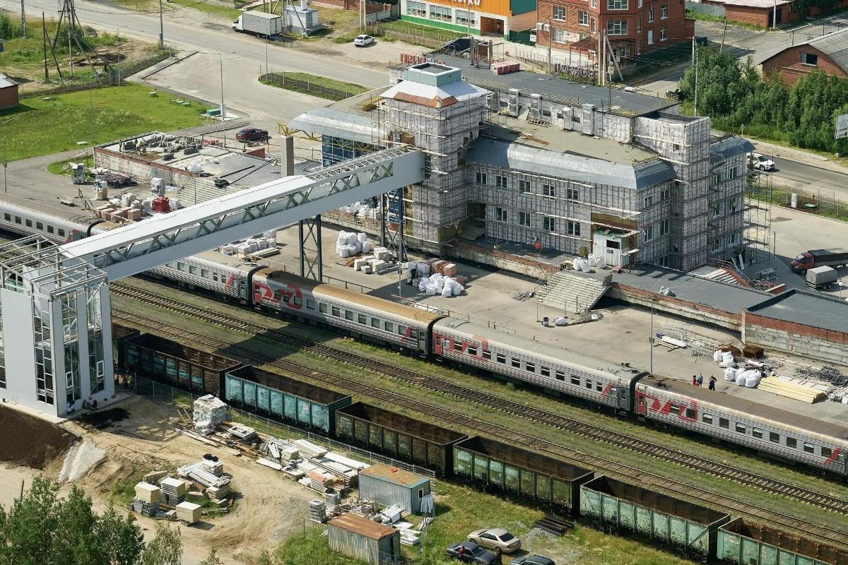 В Югре до конца года обновят вокзал и построят переход к нему