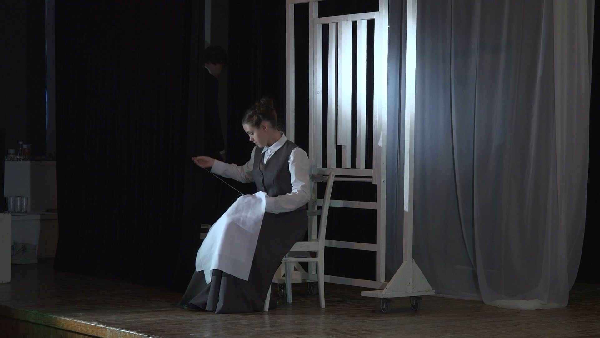 Более 700 сургутских школьников соревновались в актерском мастерстве