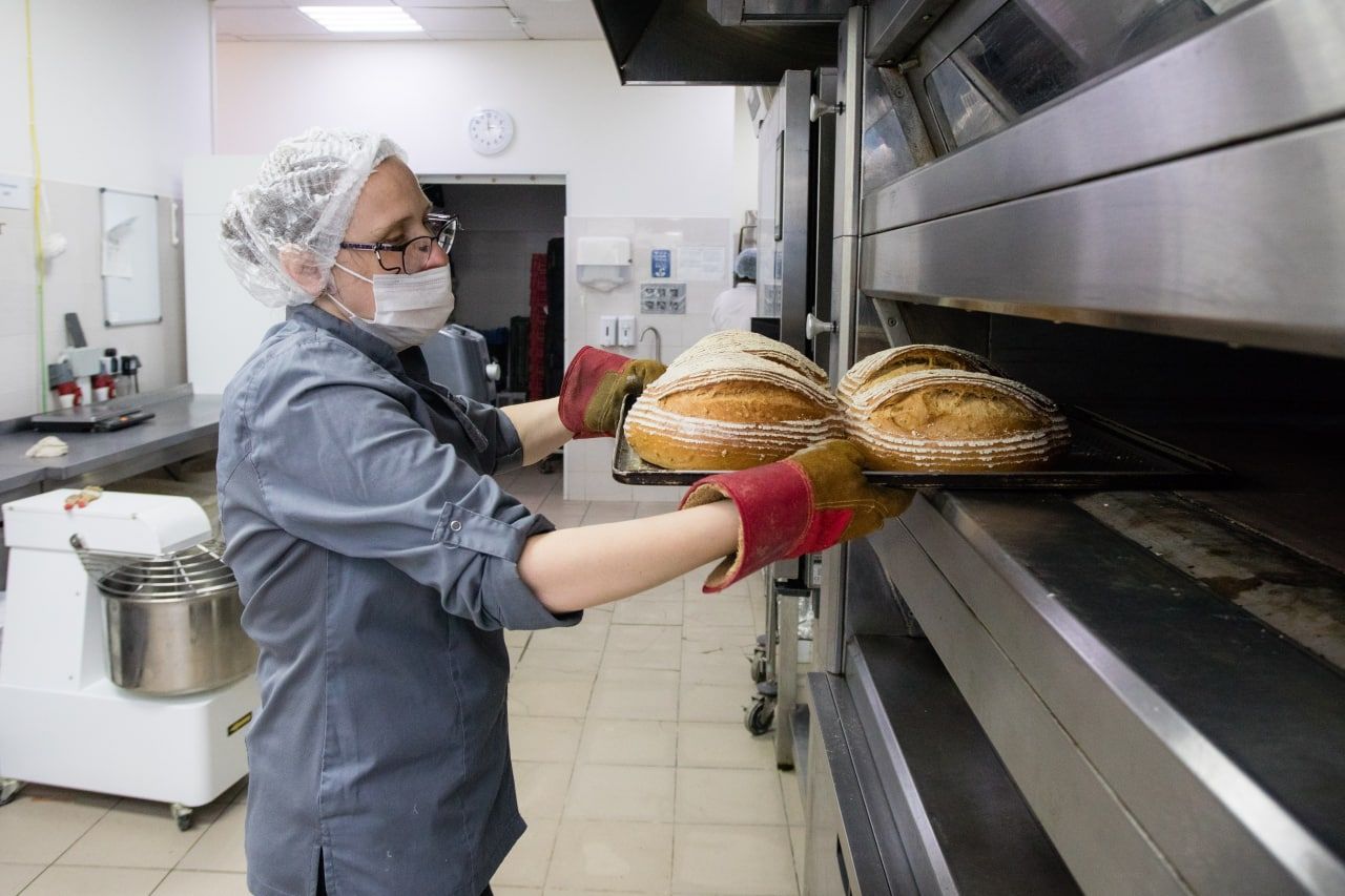 Аналитики рассказали, где в ХМАО проще всего найти работу без опыта