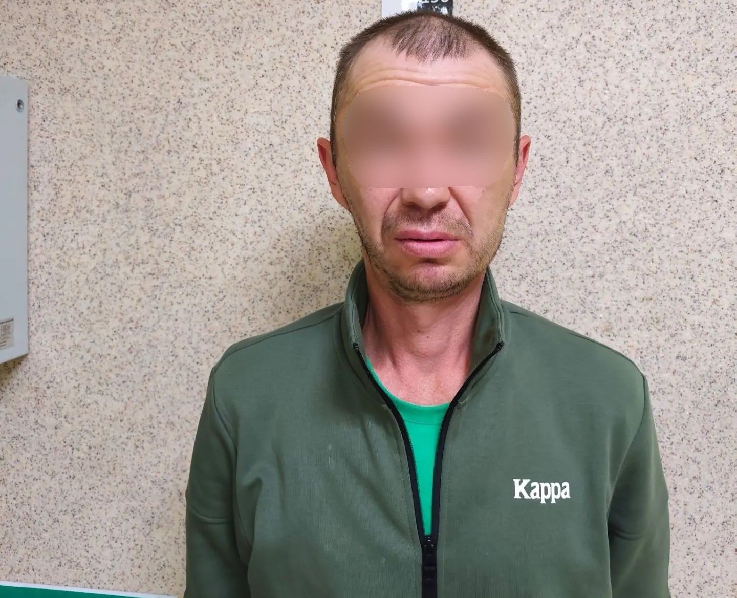 Двое пассажиров поезда на станции в Сургуте вступили в конфликт с полицейскими