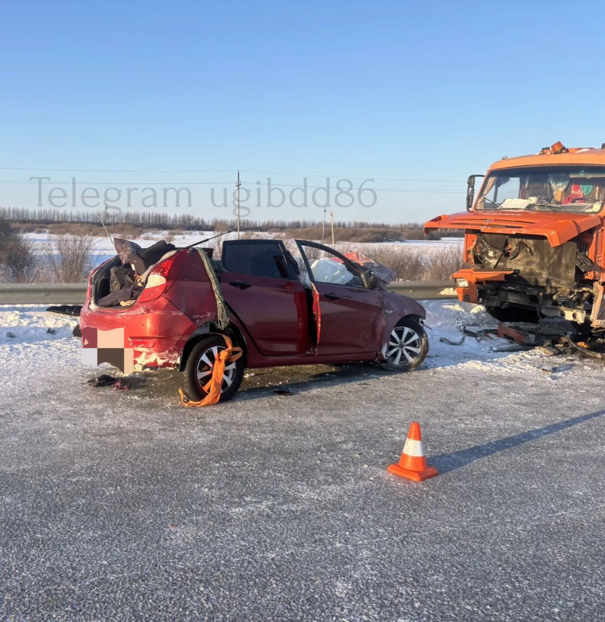 Ребенок погиб в ДТП под Сургутом