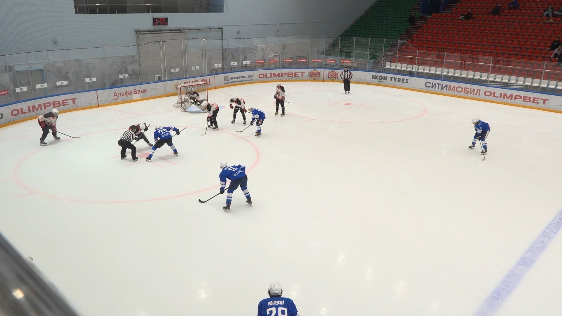 Мы в плей-офф: студенческая хоккейная команда из Сургута будет участвовать в финальных играх чемпионата СХЛ