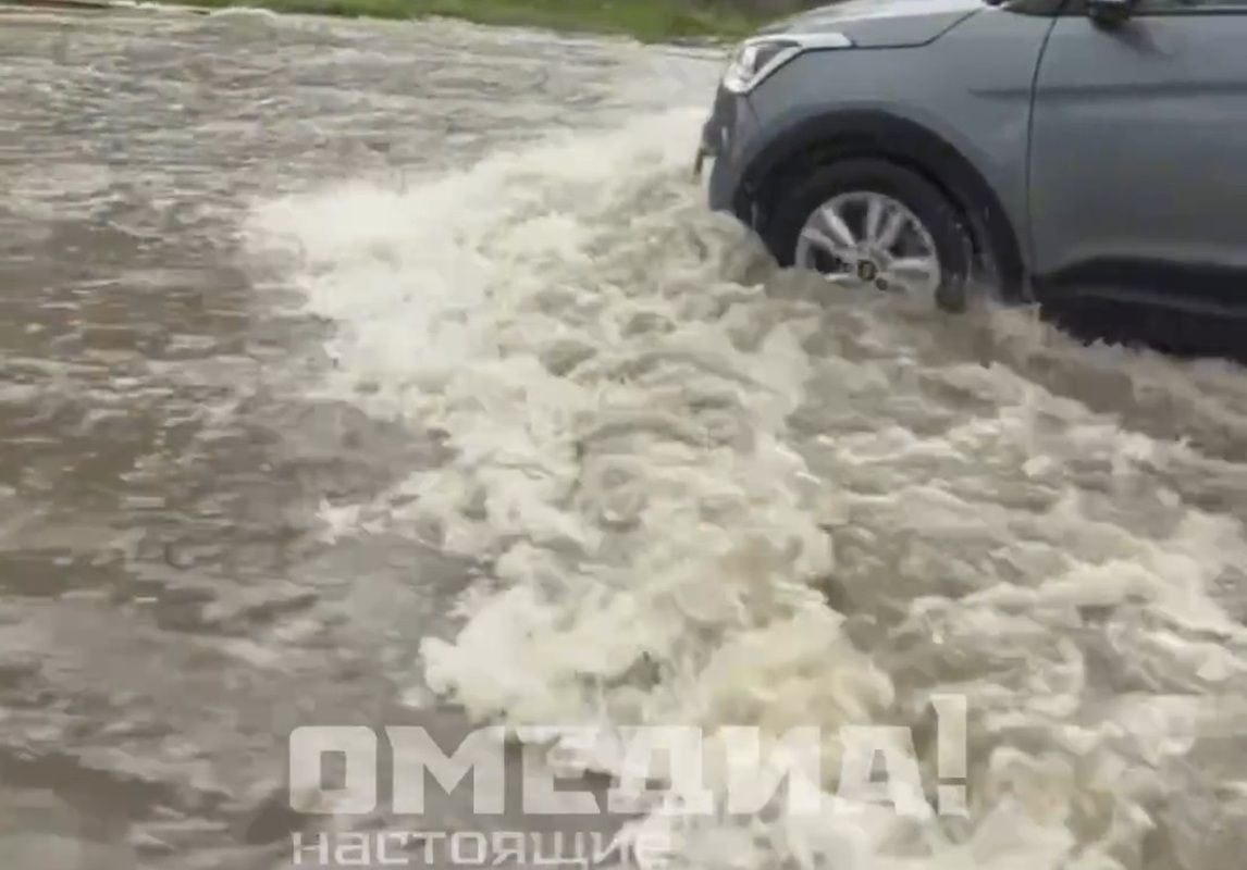 Дожди в Сургуте перенесли «ФизкультФест»: город ушел под воду