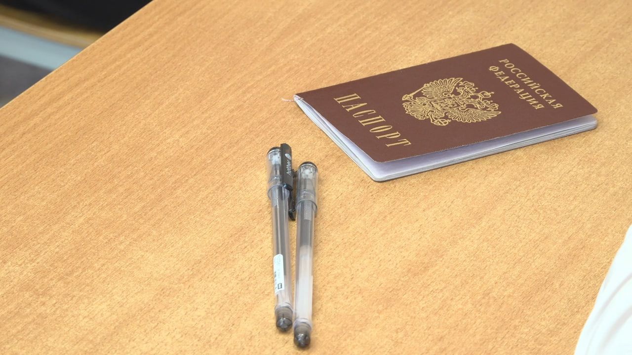 Сургутянка зарегистрировала у себя в квартире 75 человек
