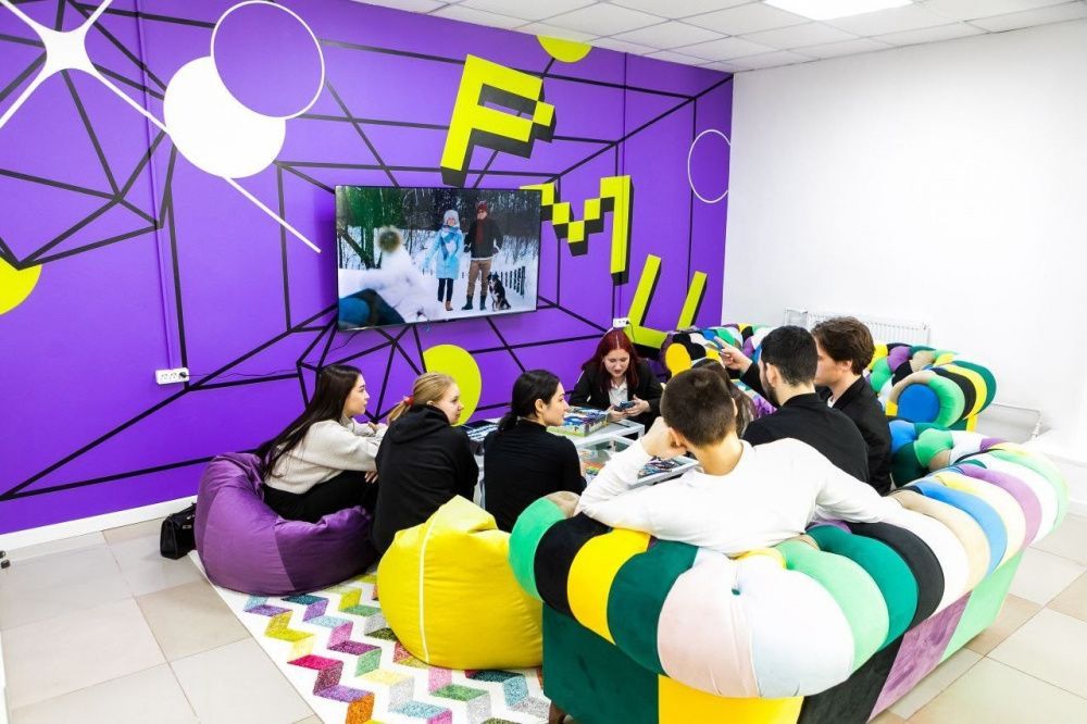 Молодежные инициативы Сургутского района поддержал округ