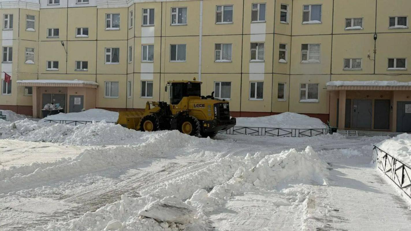 Глава Нижневартовска объявил войну сугробам: «Никаких отговорок!»